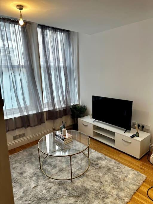 Ferienwohnung Amazing 2Bed2Bath Edgeware London Exterior foto