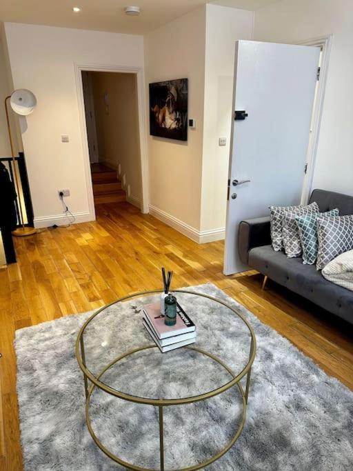 Ferienwohnung Amazing 2Bed2Bath Edgeware London Exterior foto